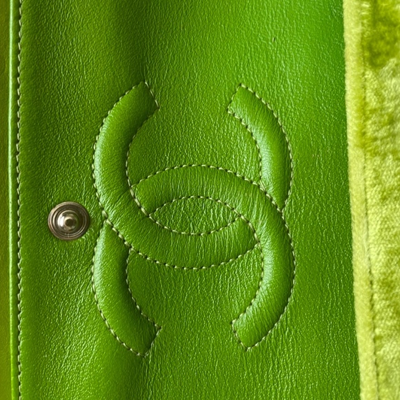 Chanel cf velvet rare color - Picture 6 of 8